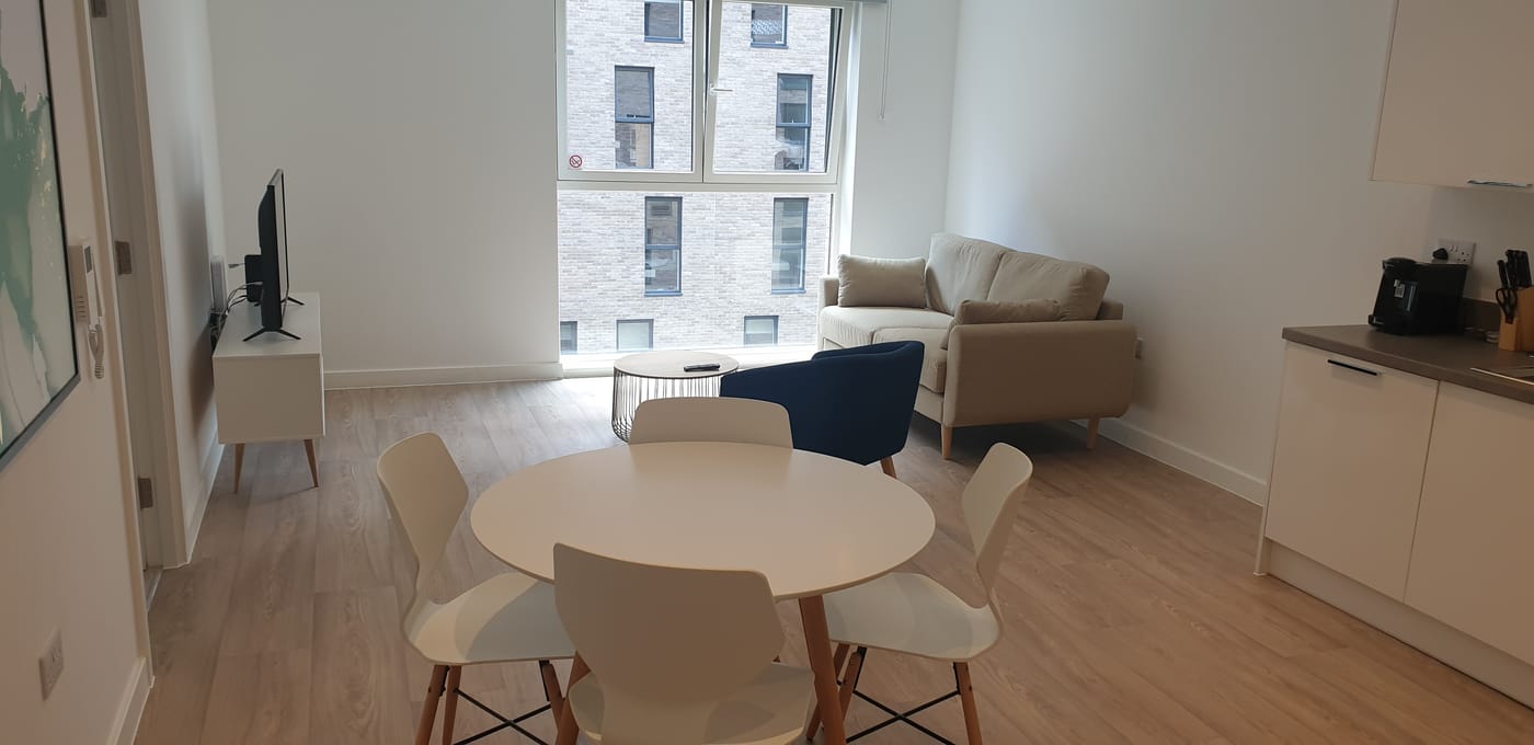 Quay Apartments @ Exchange Salford Quays-United Kingdom-Salford Quays-General view-2