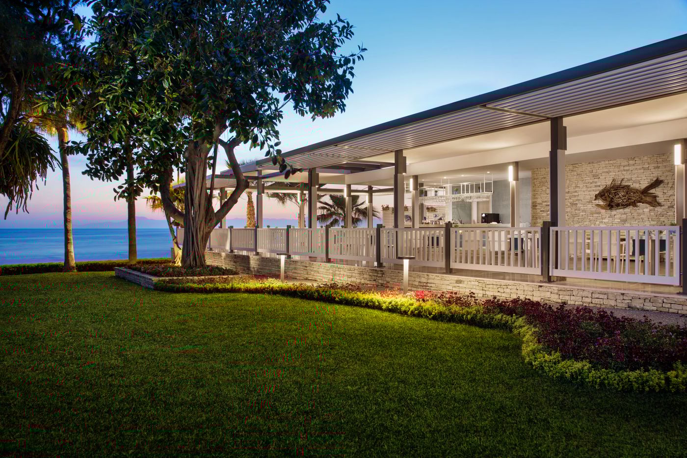 Acanthus-Cennet-Barut-Collection-Restaurant-14