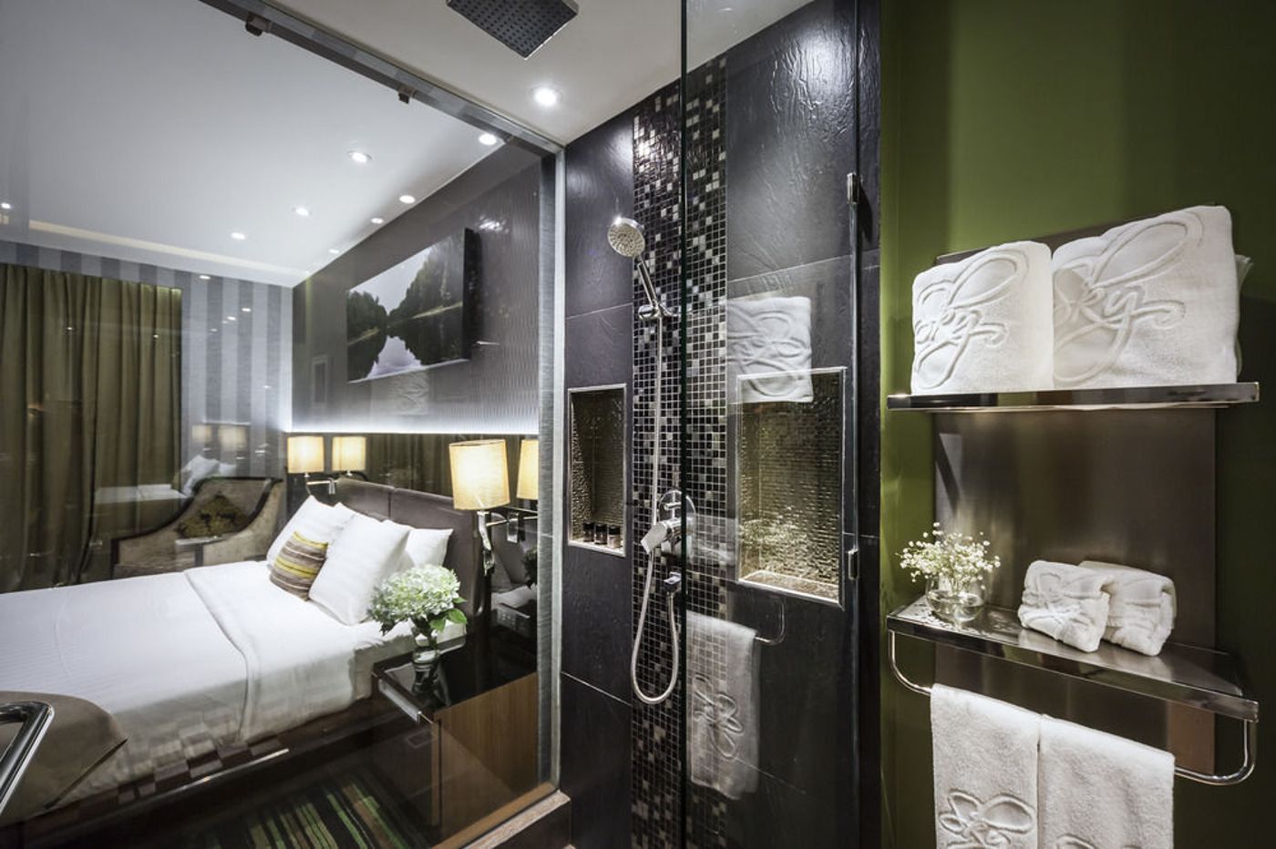 The-Continent-Hotel-Sukhumvit---Asok-BTS-Bangkok-Room-41