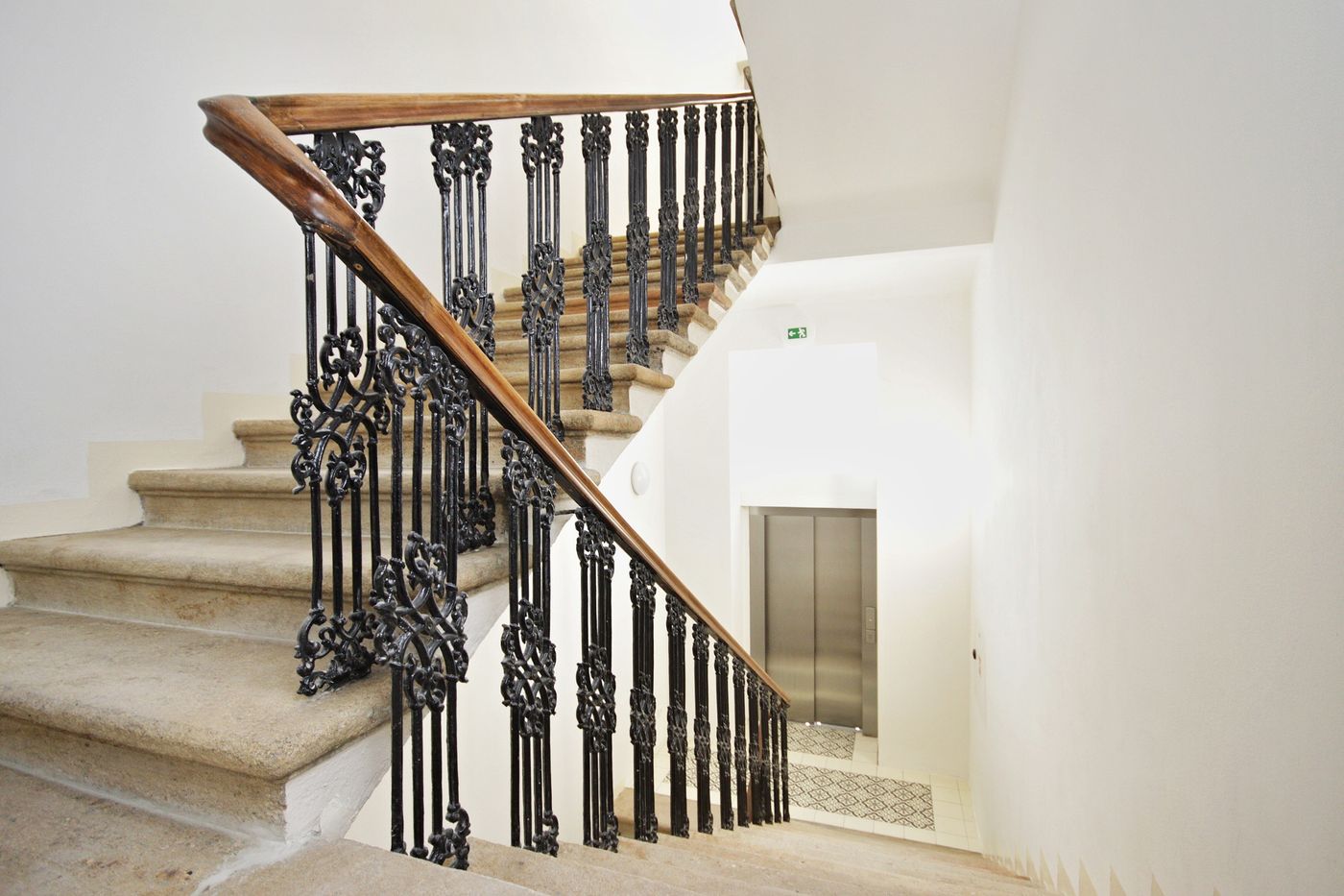 Elizabeth Suites-Czech Republic-Prague-General view-3