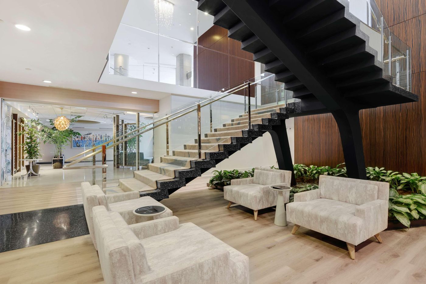 Beverly-Hilton-Lobby-16