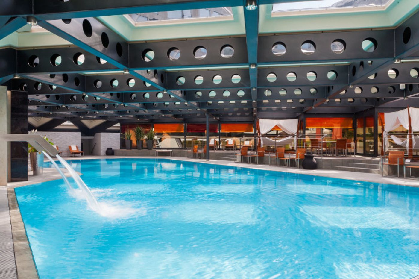 Grand-Kempinski-Pool-59