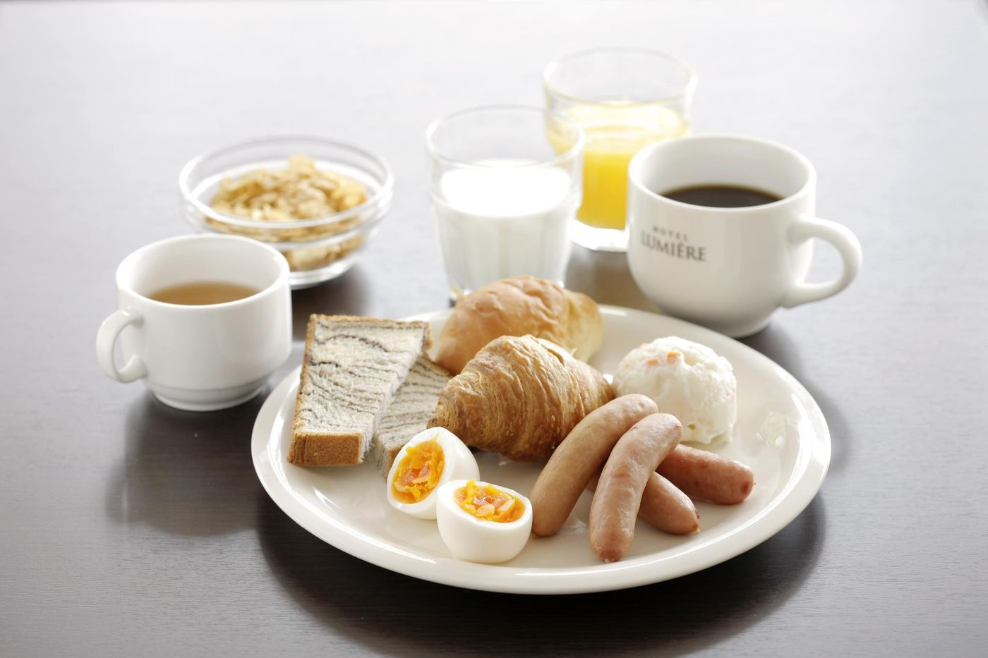 Hotel Lumiere Kasai-Japan-Tokyo-General view-5