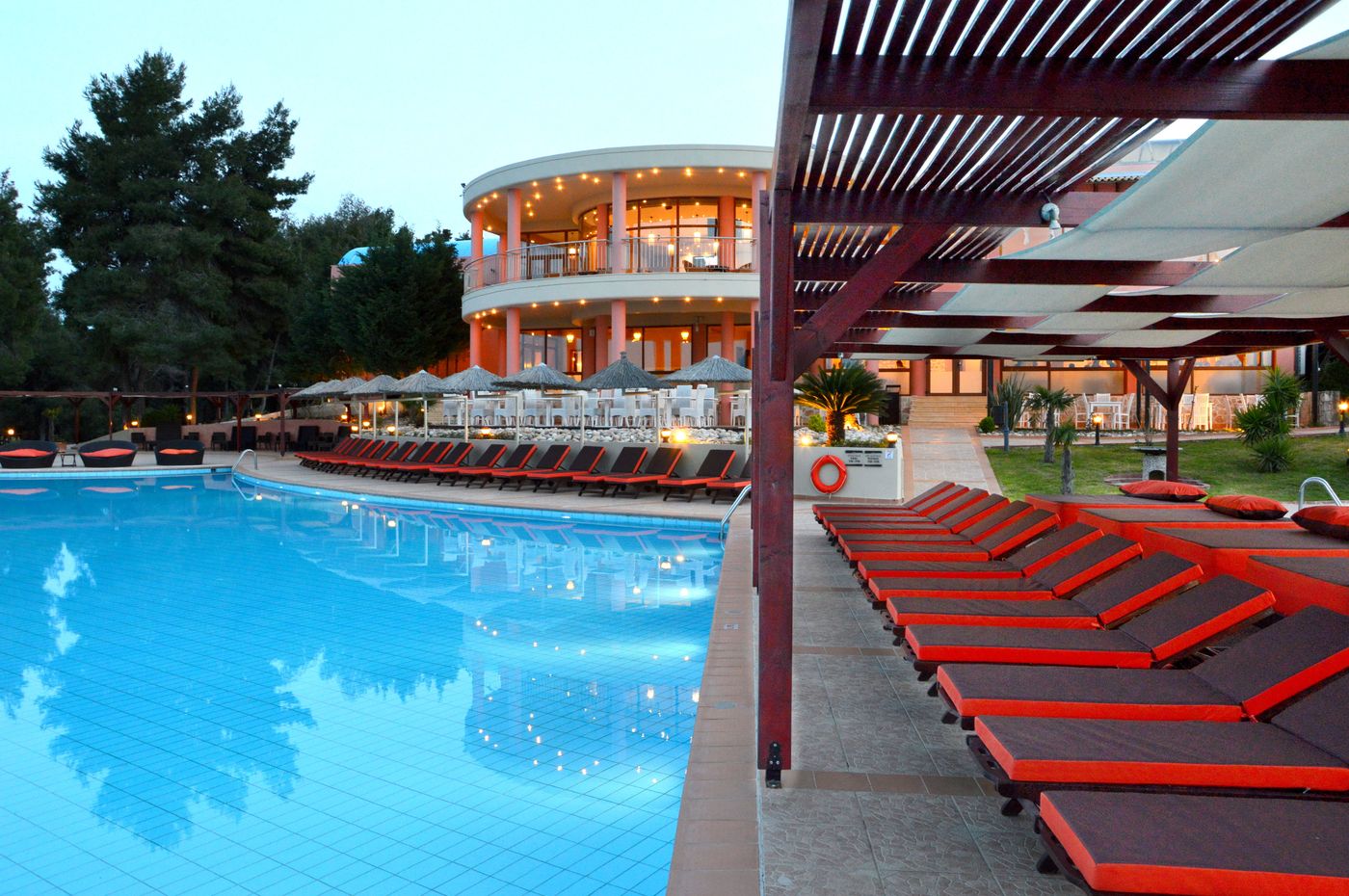 Alia-Palace-Hotel---Adults-Only-Pool-3
