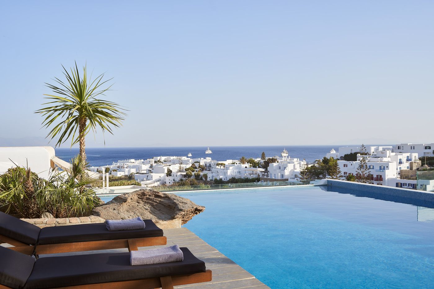 Mr---Mrs-White-Mykonos-General-view-61