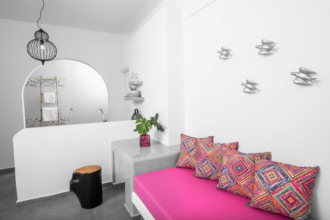 Abelonas-Retreat-Sunset-and-Sunrise-Lodgins-Room-15