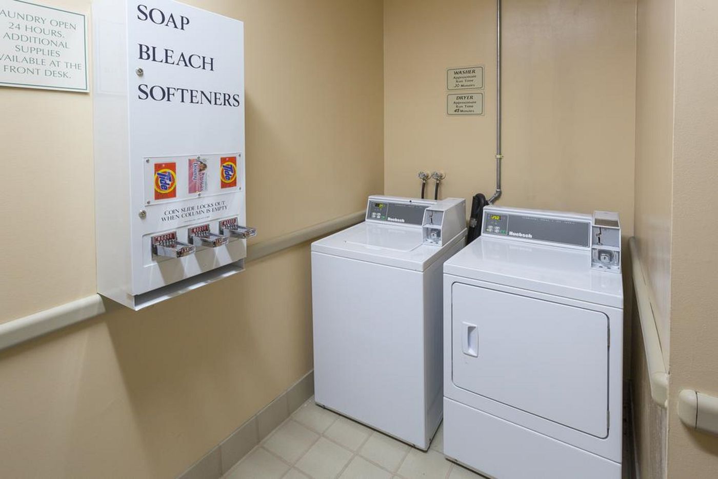 Courtyard-By-Marriott-New-York-Manhattan-Times-Squ-Sports-and-Entertainment-39