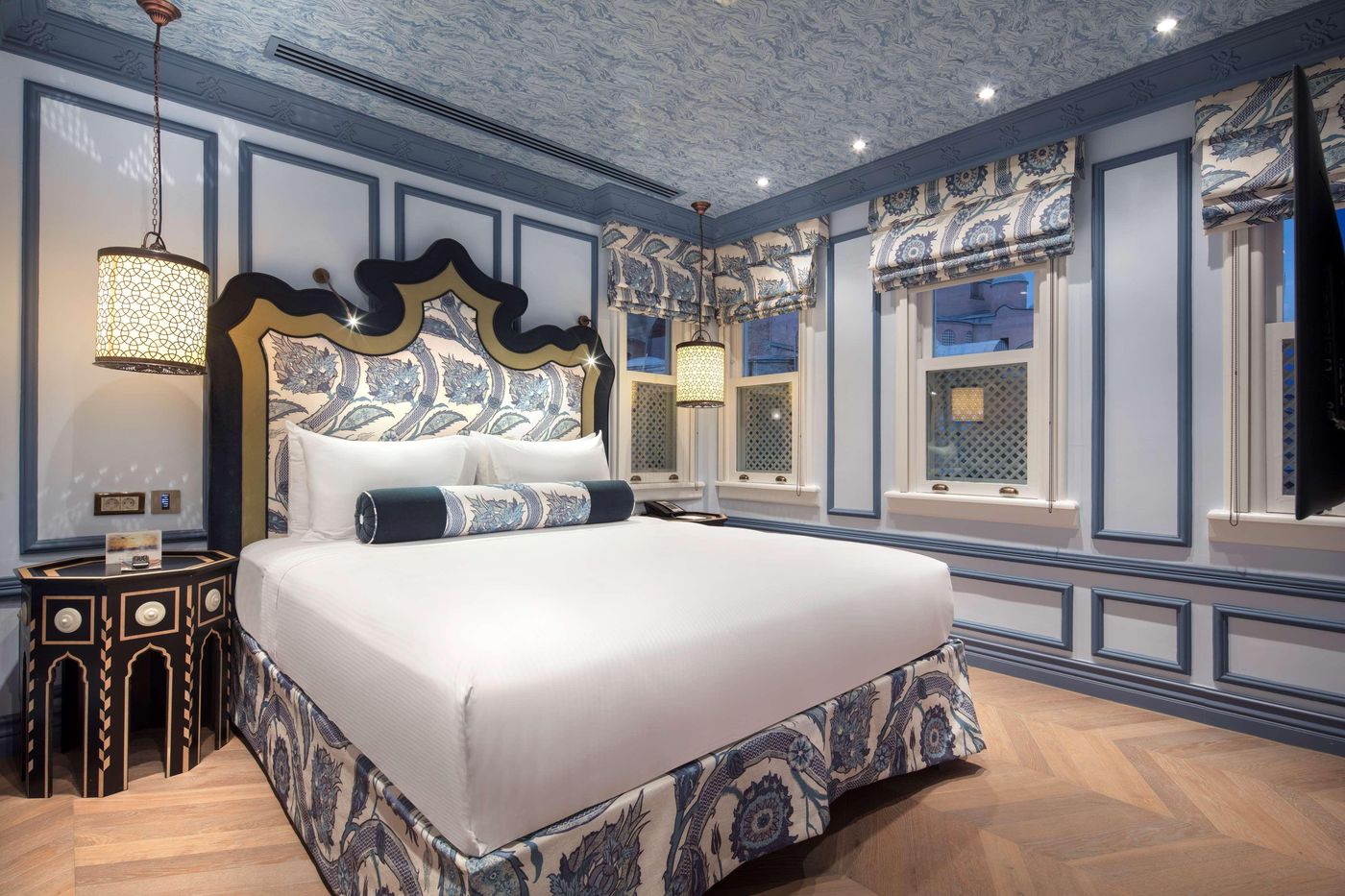 Hagia-Sofia-Mansions-Curio-Collection-by-Hilton-Room-32