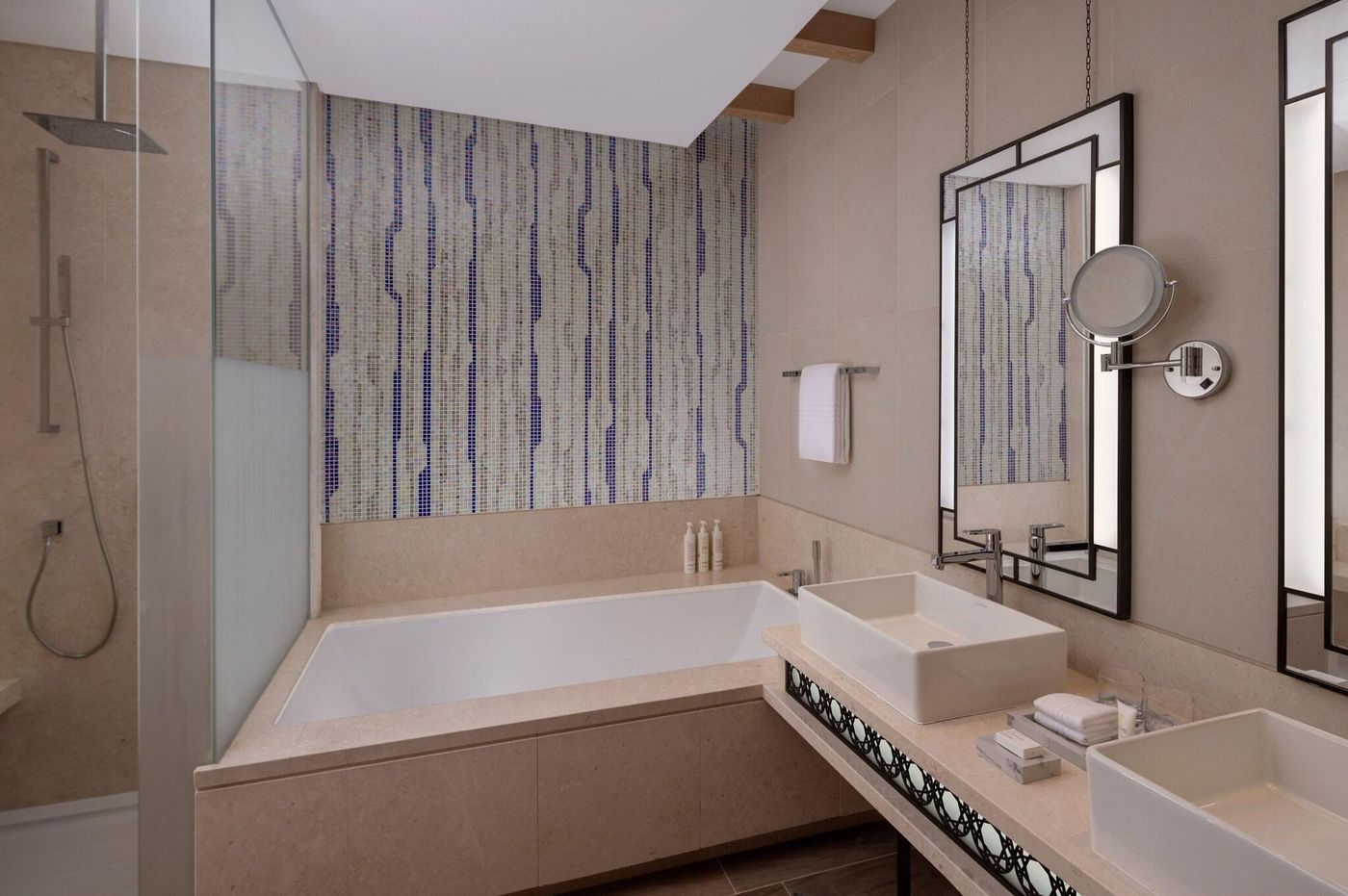 JW-Marriott-Marquis-Hotel-Dubai-Room-98