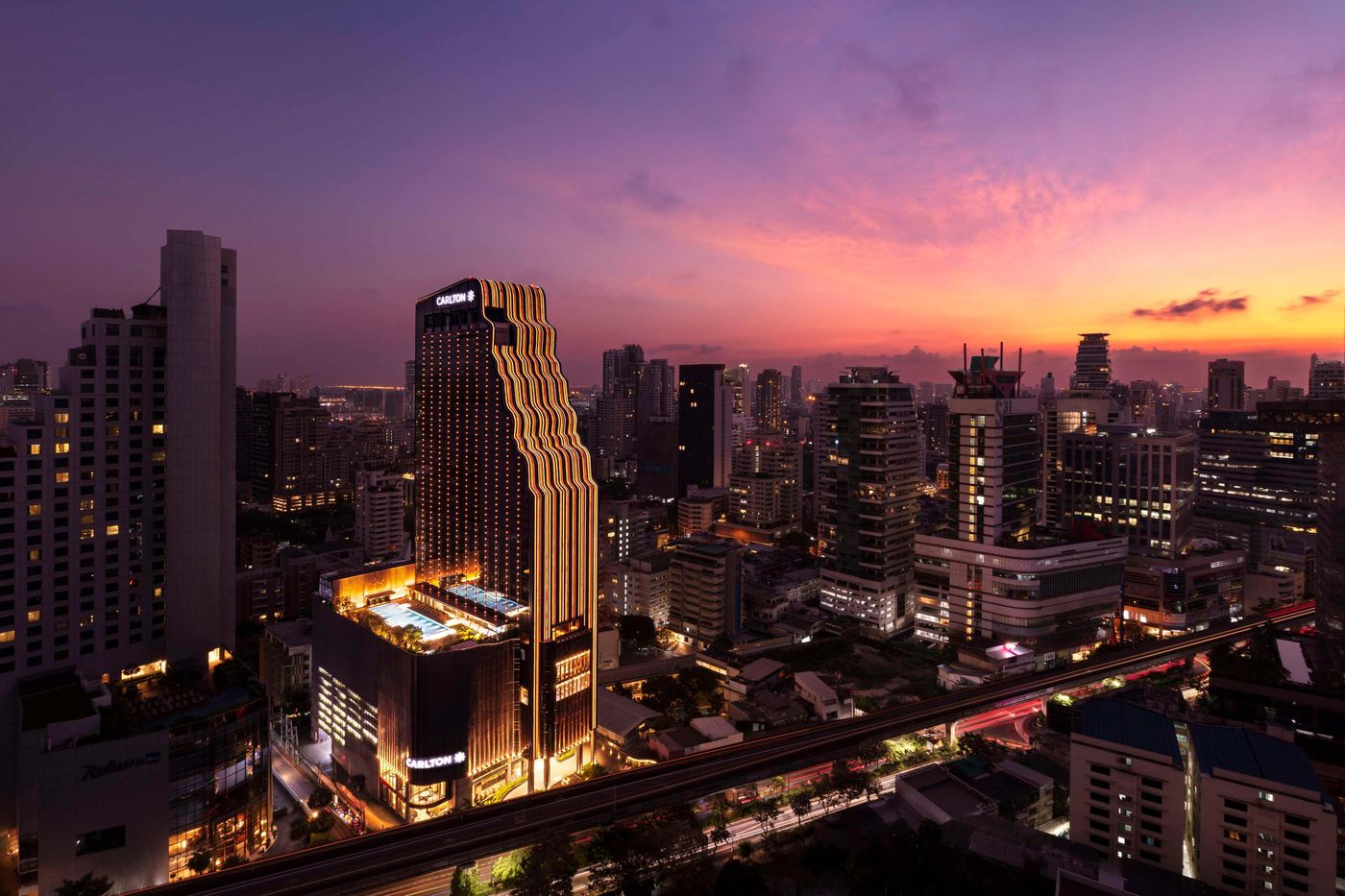 Carlton-Hotel-Bangkok-Sukhumvit-General-view-71