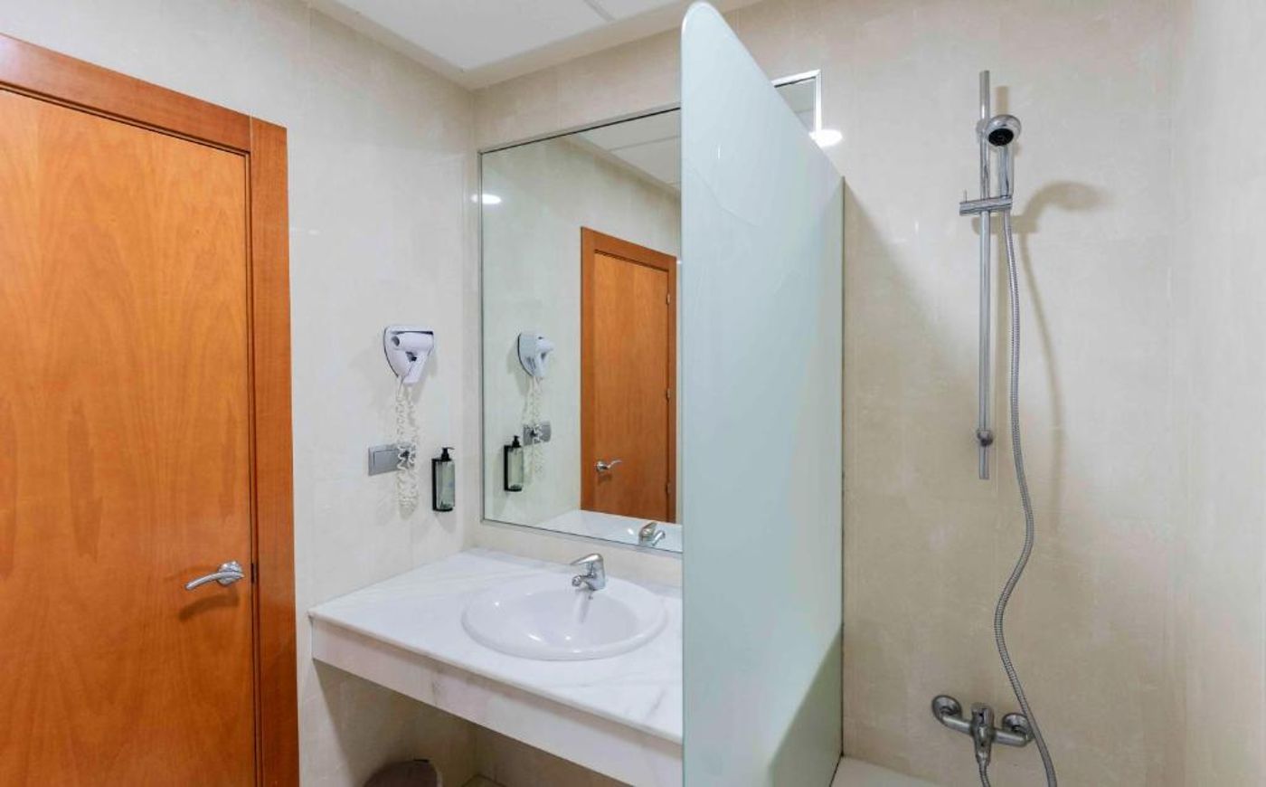 Camino de Granada-Spain-GRANADA-Room-8