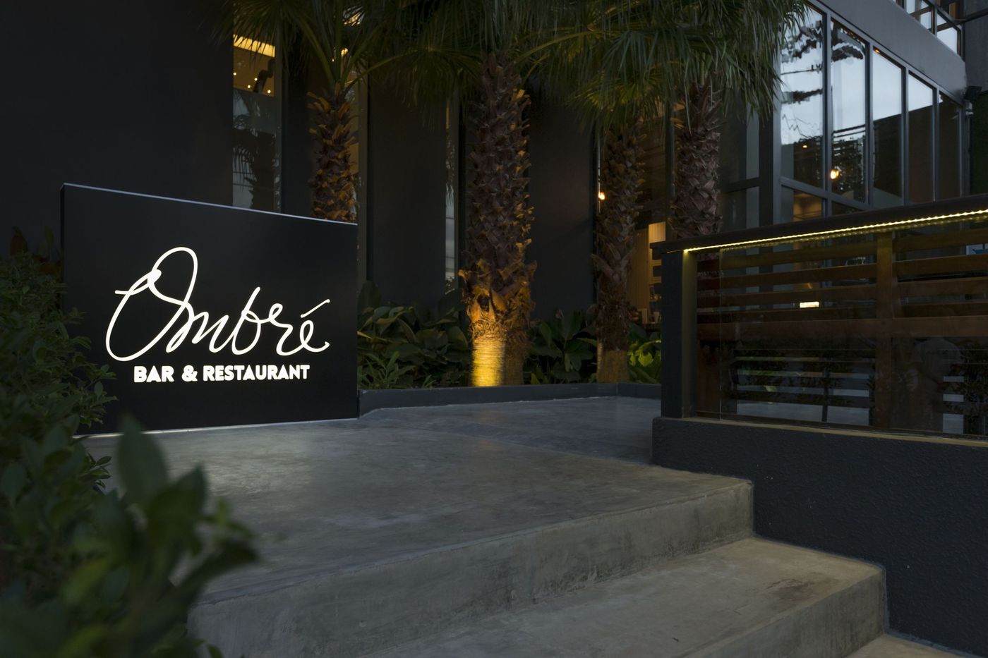 Hotel-IKON-Phuket-Restaurant-5