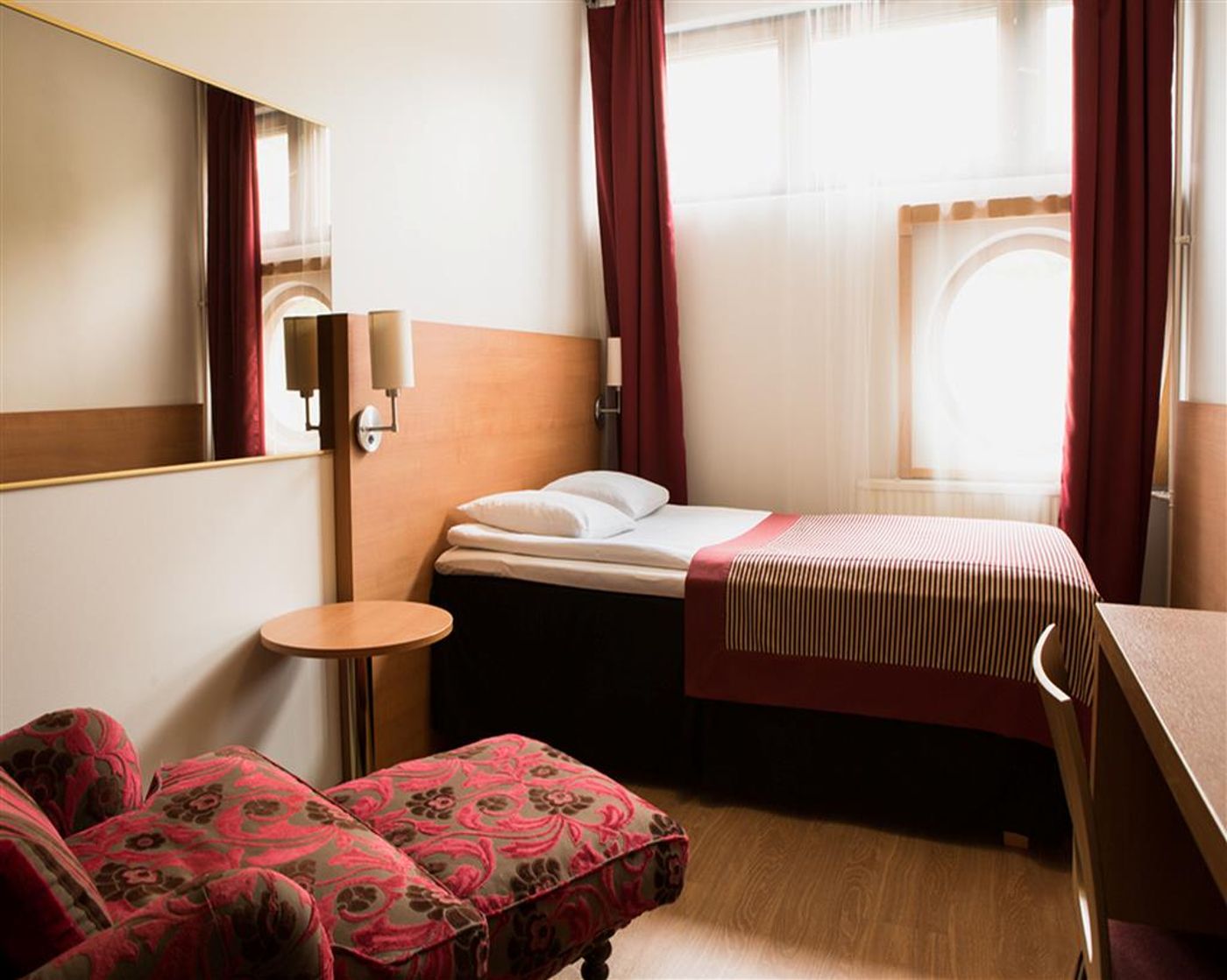 Airport Hotel Pilotti-Finland-VANTAA-Room-8