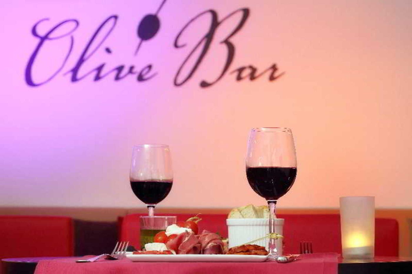 Vale-D-Oliveiras-Quinta-Resort-And-Spa-Bar-65