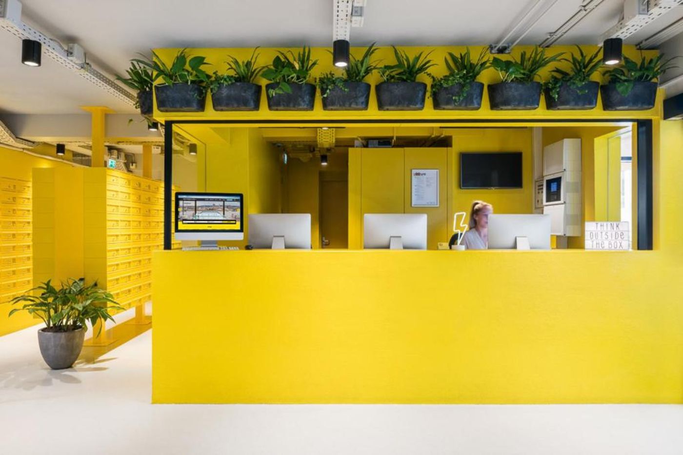 The Social Hub The Hague-Netherlands-THE HAGUE-Lobby-10