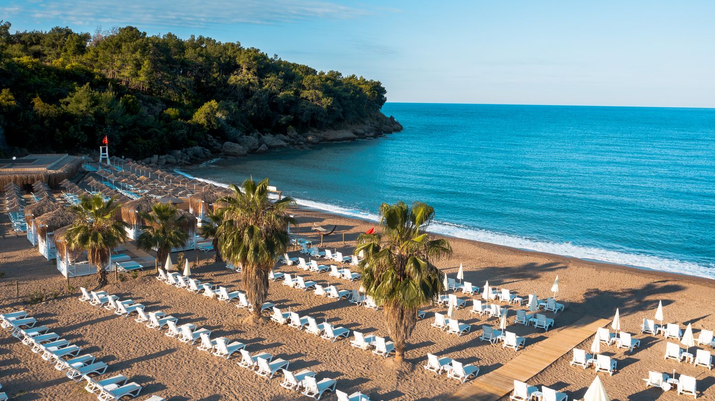 Laguna-Beach-Alya-Resort---Spa-Hotel-Beach-35