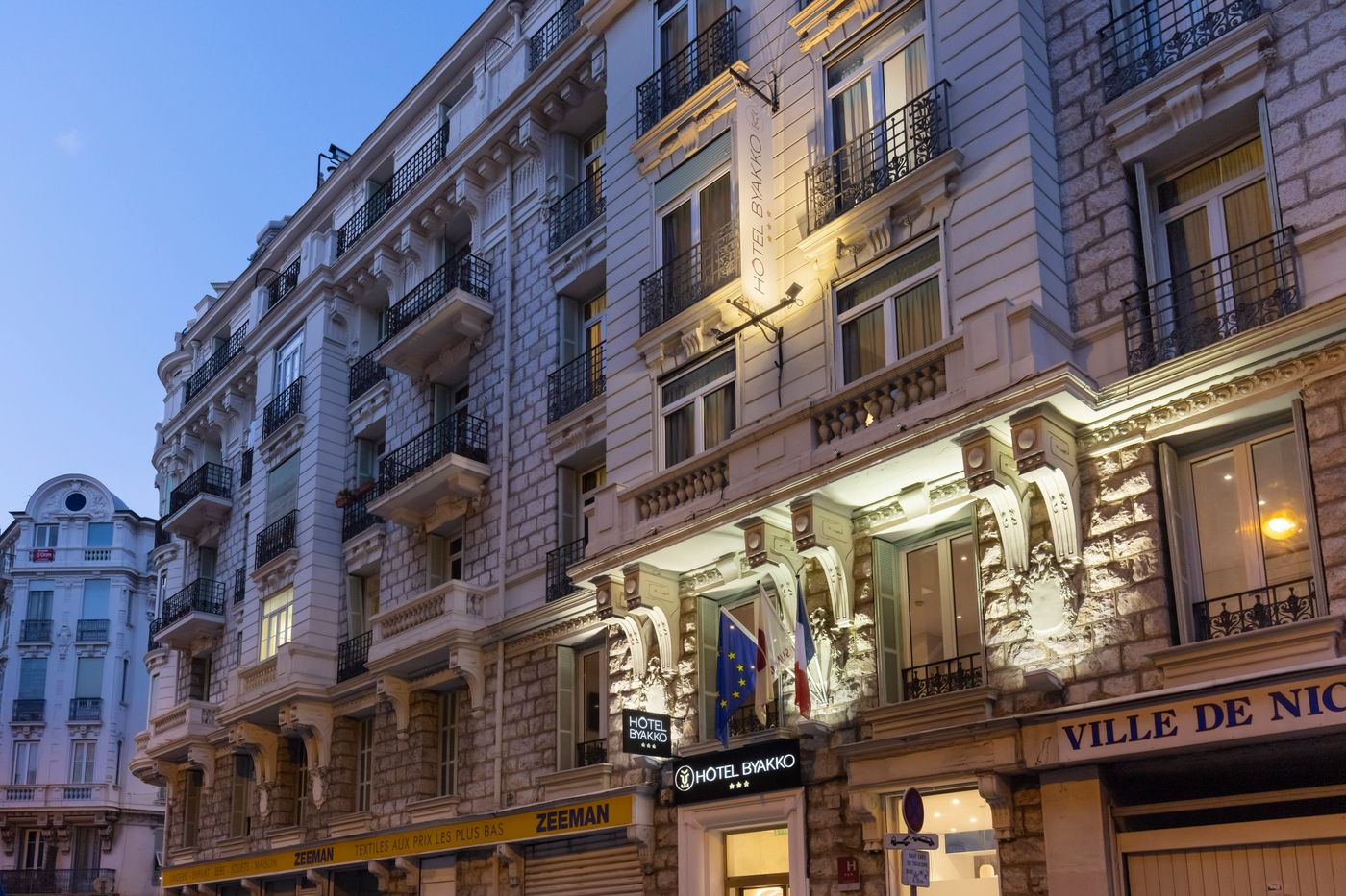 Hotel-Byakko-Nice-Centre-General-view-1