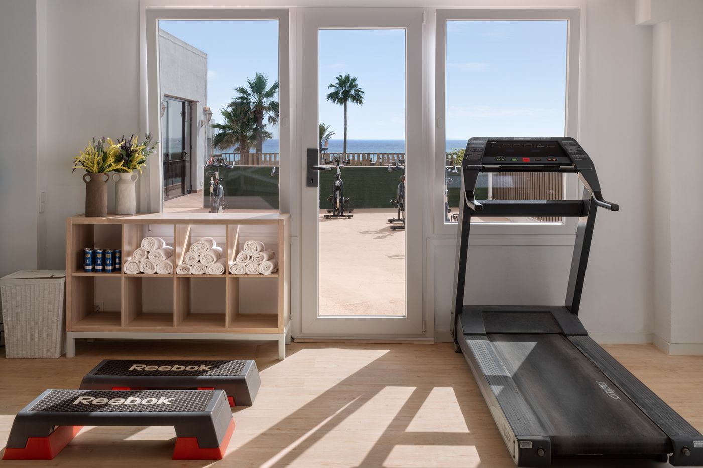 New - Sol Milanos-Pinguinos