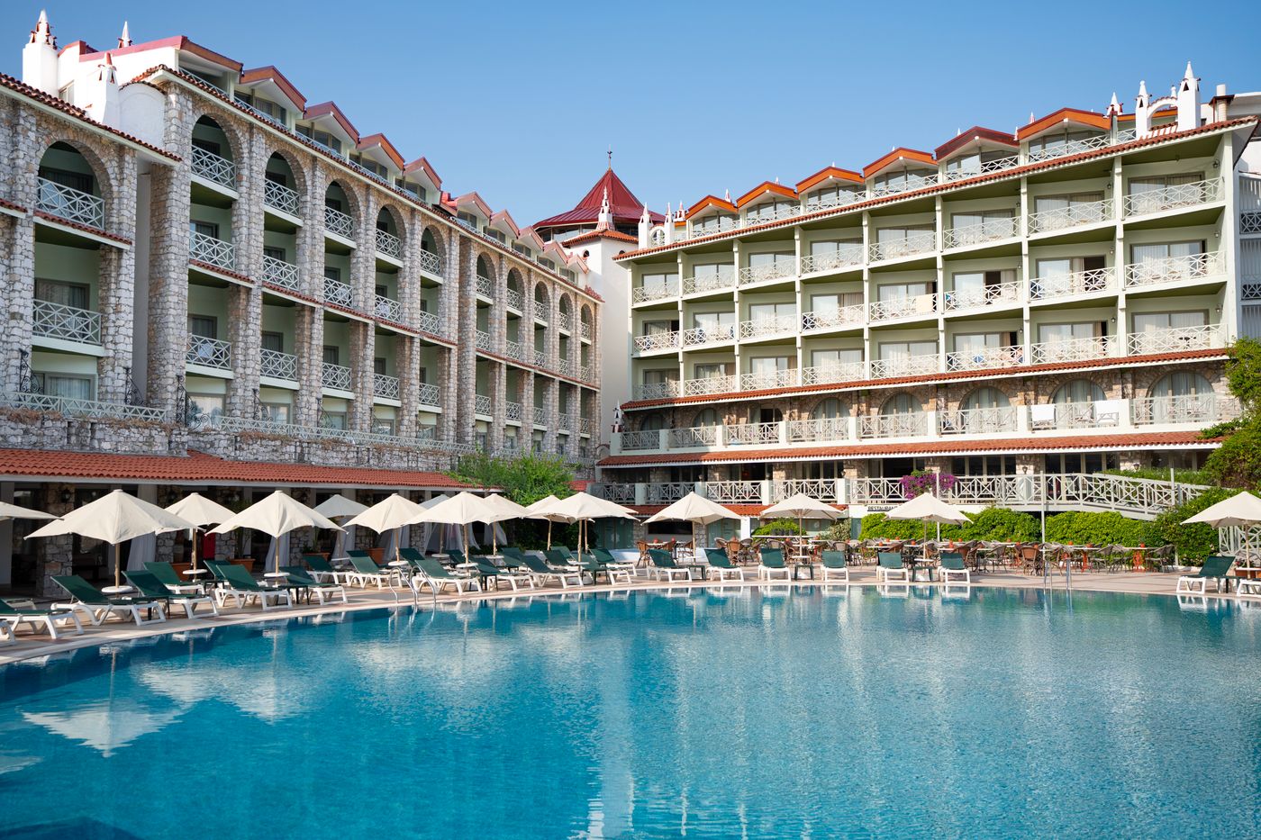 Marti La Perla - Adult Only