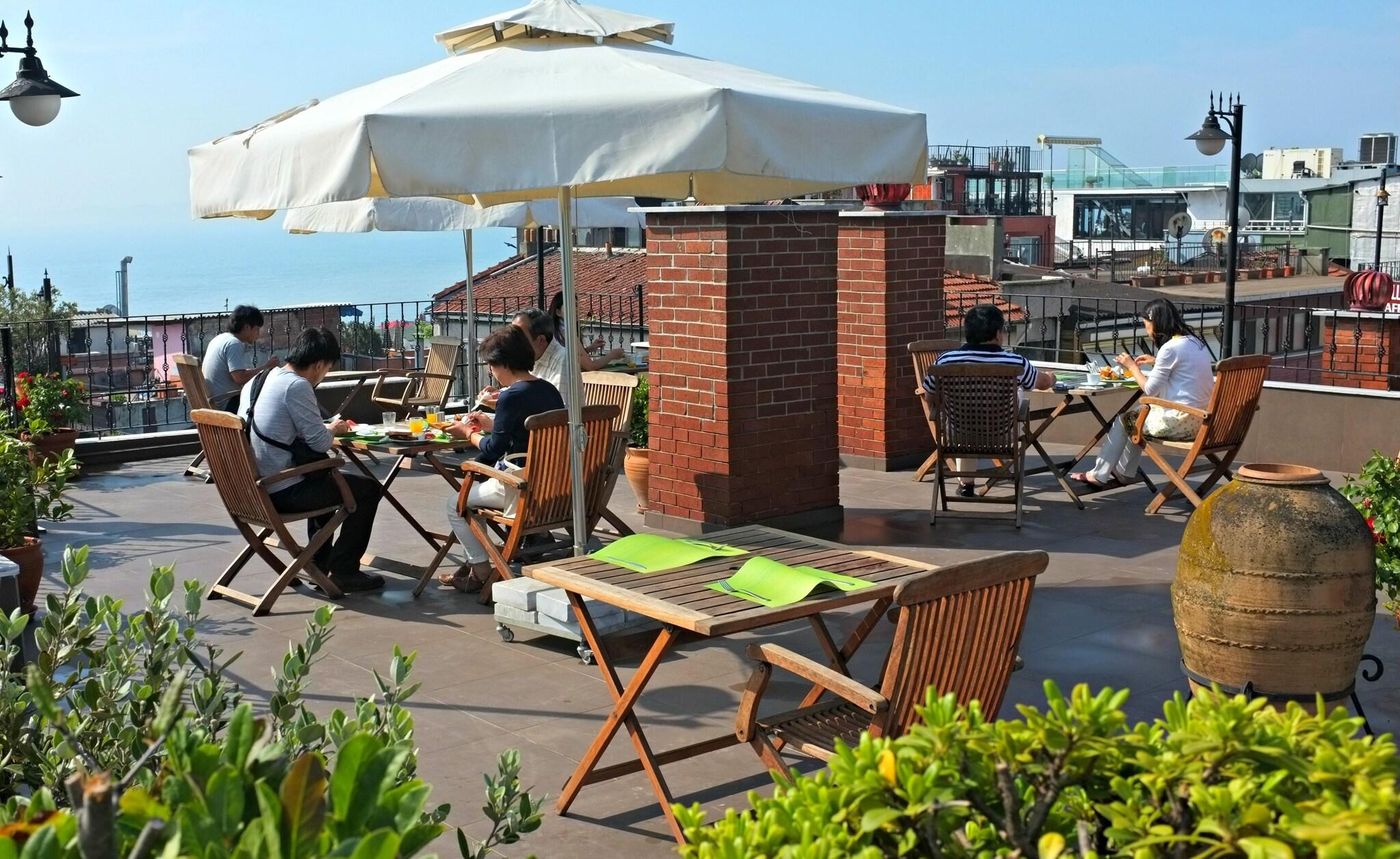 Uyan-Hotel-Restaurant-19