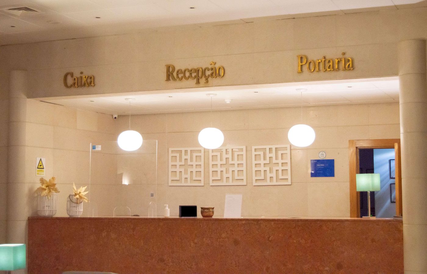 TRYP-Montijo-Parque-Hotel-Lobby-26