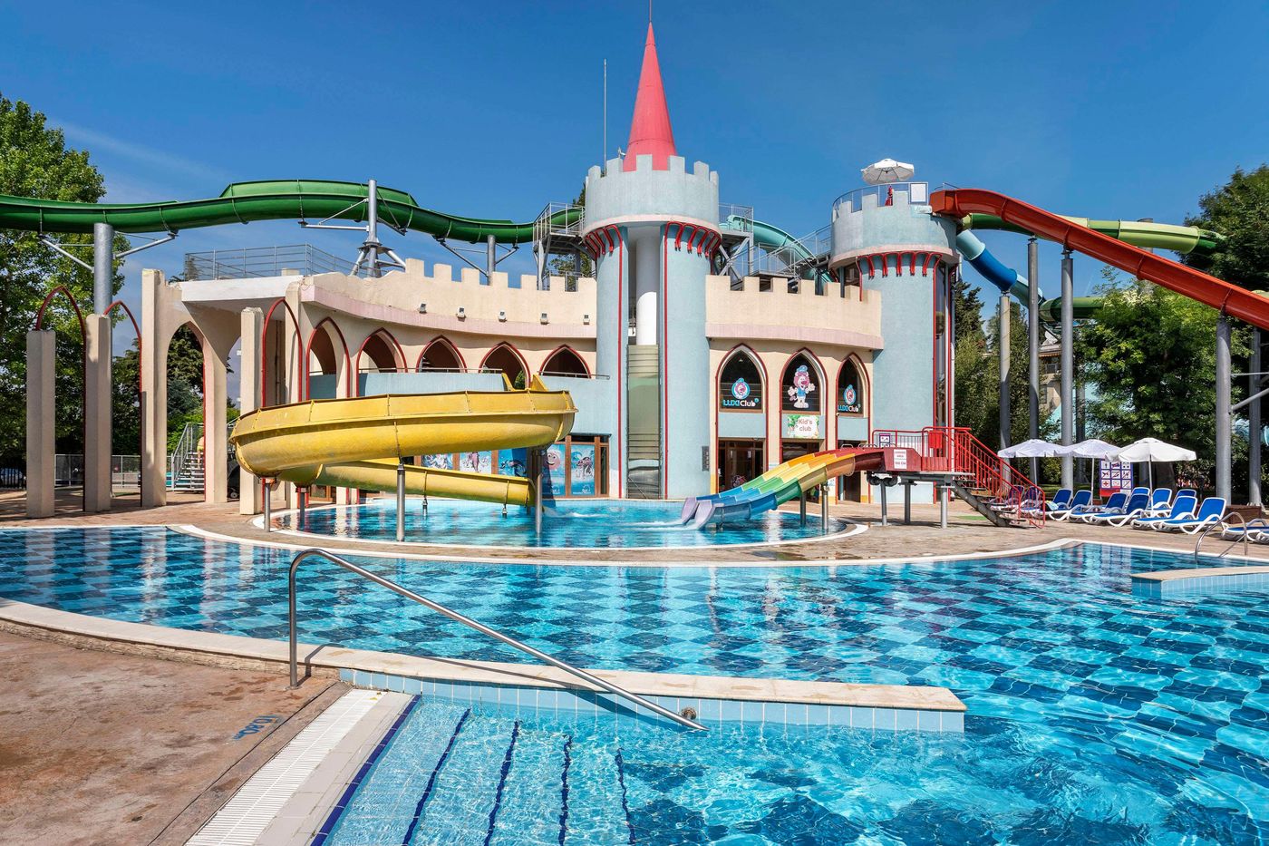 Sol-Nessebar-Palace-Pool-8