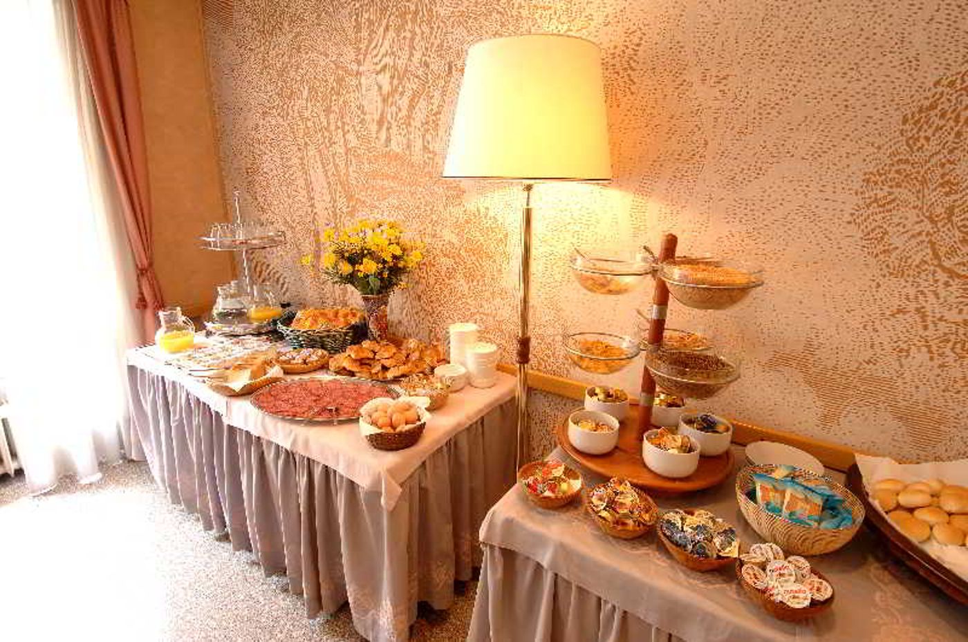 Mennini-Restaurant-25