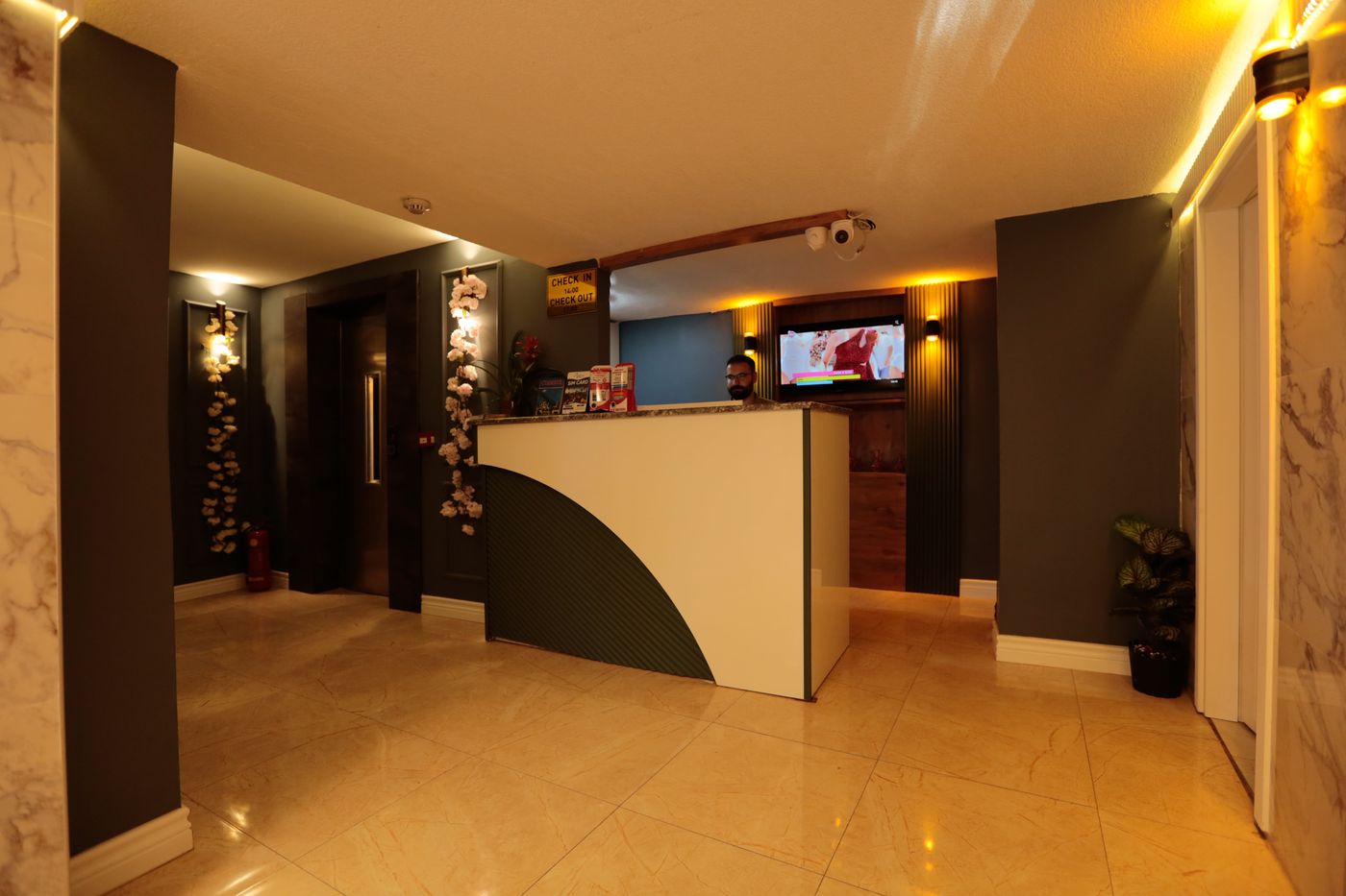 Newalla-Hotel-Old-City-Lobby-10