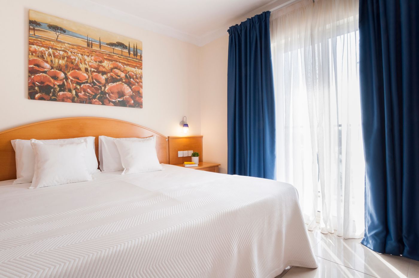 Bayview-Hotel---Apartments-by-ST-Hotels-Room-10