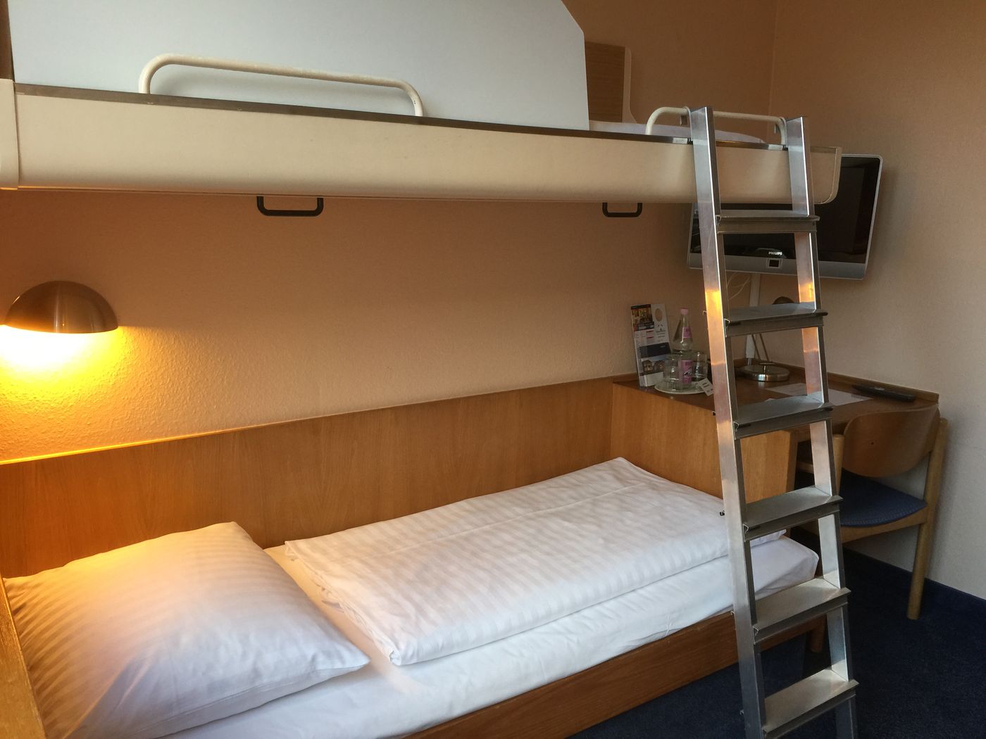 Amber Econtel Berlin Charlottenburg-Germany-BERLIN-Room-3