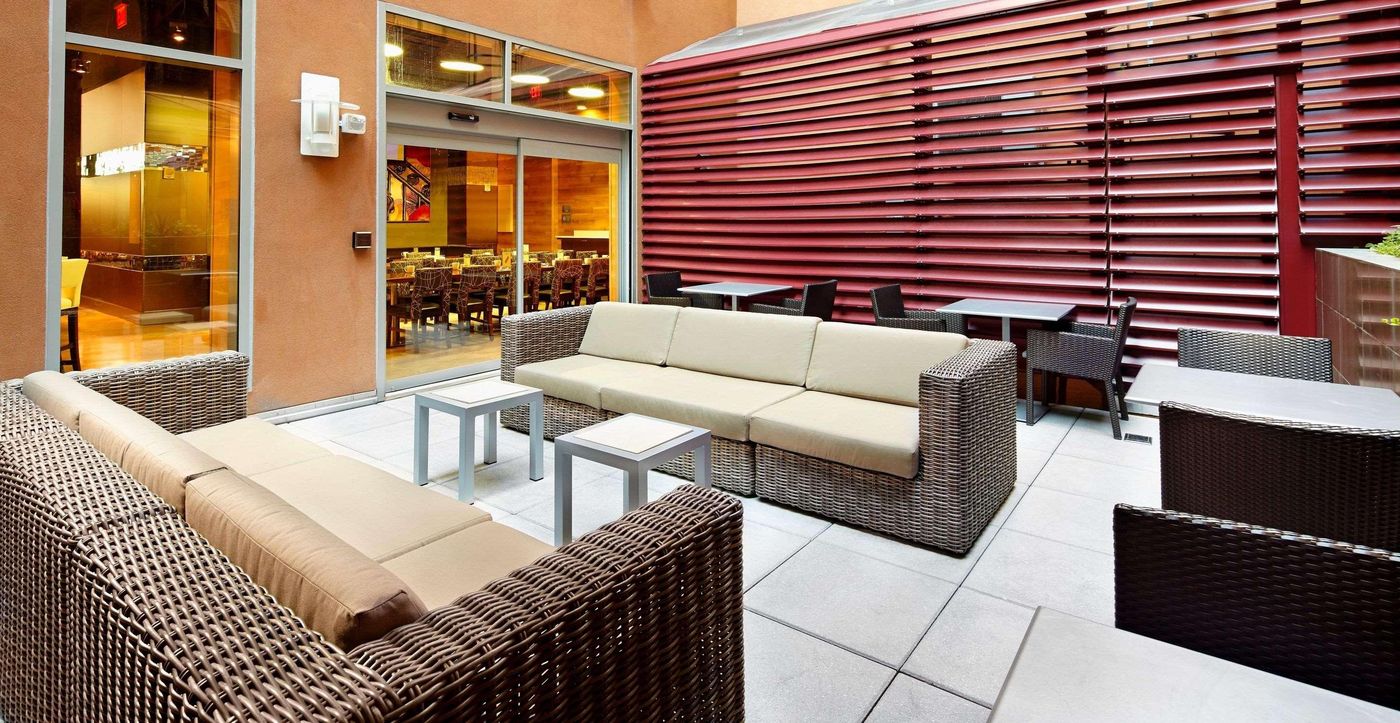 Cambria-Suites-Chelsea-General-view-13