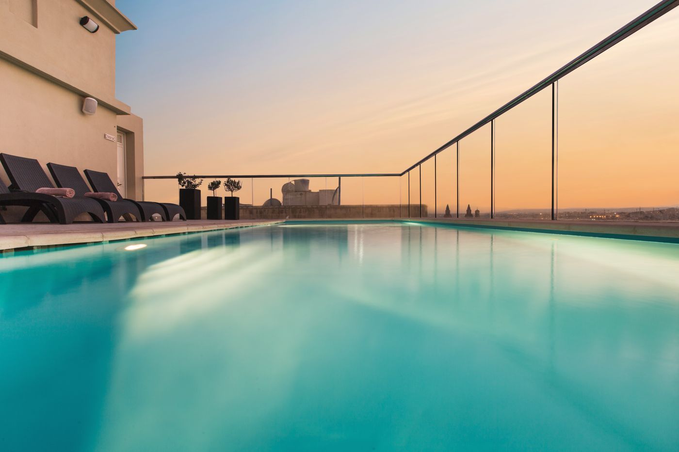 New - Ax - The Victoria Hotel