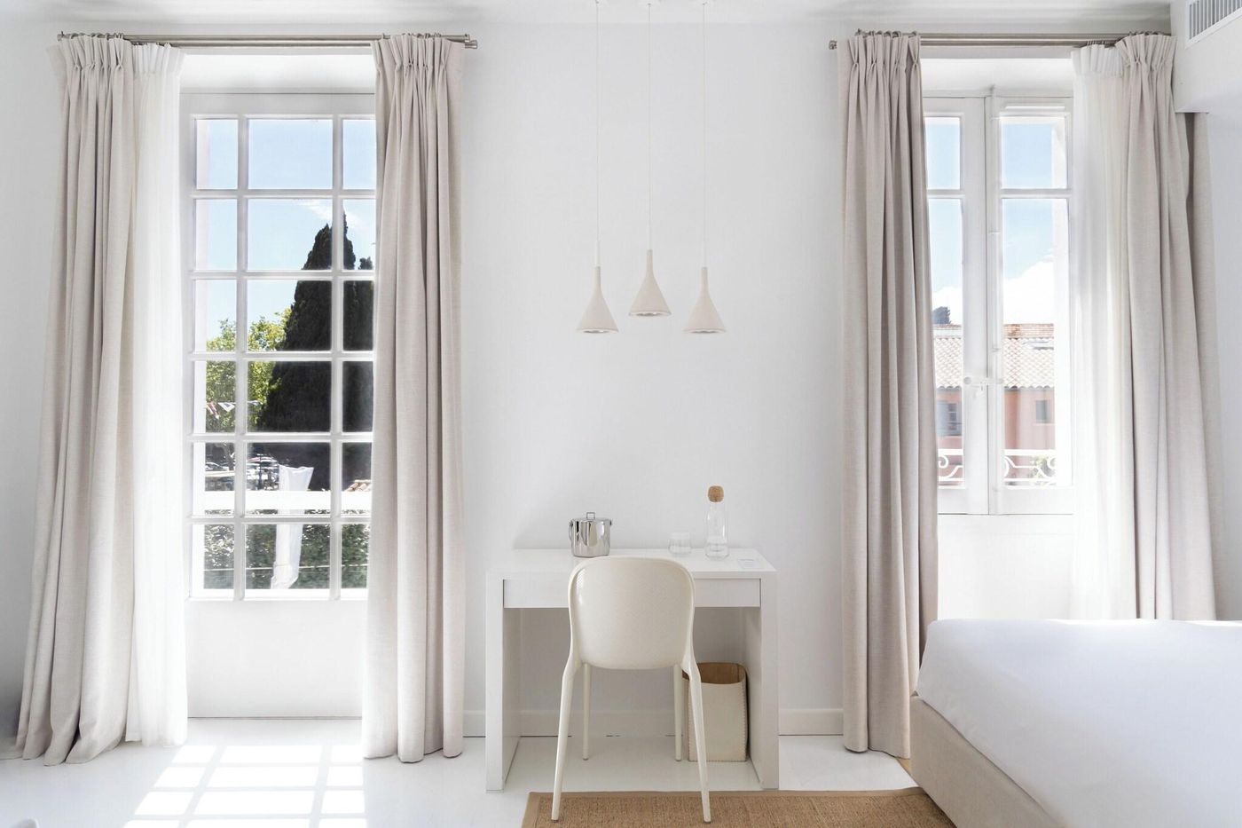 White-1921-Saint-Tropez-Room-28