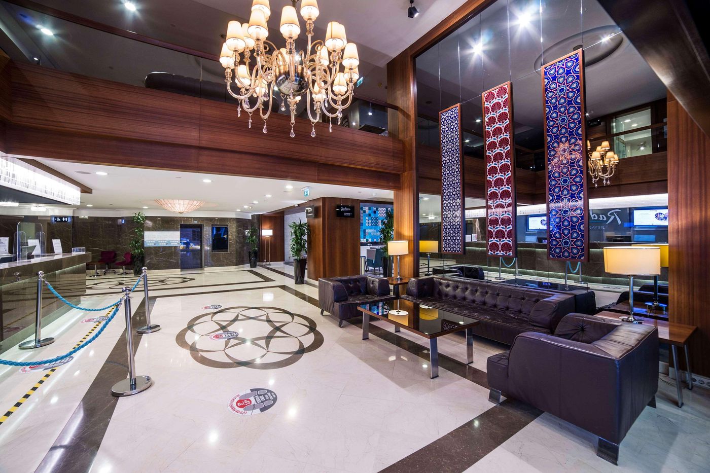 Radisson-Hotel-President-Old-Town-Istanbul-Lobby-6