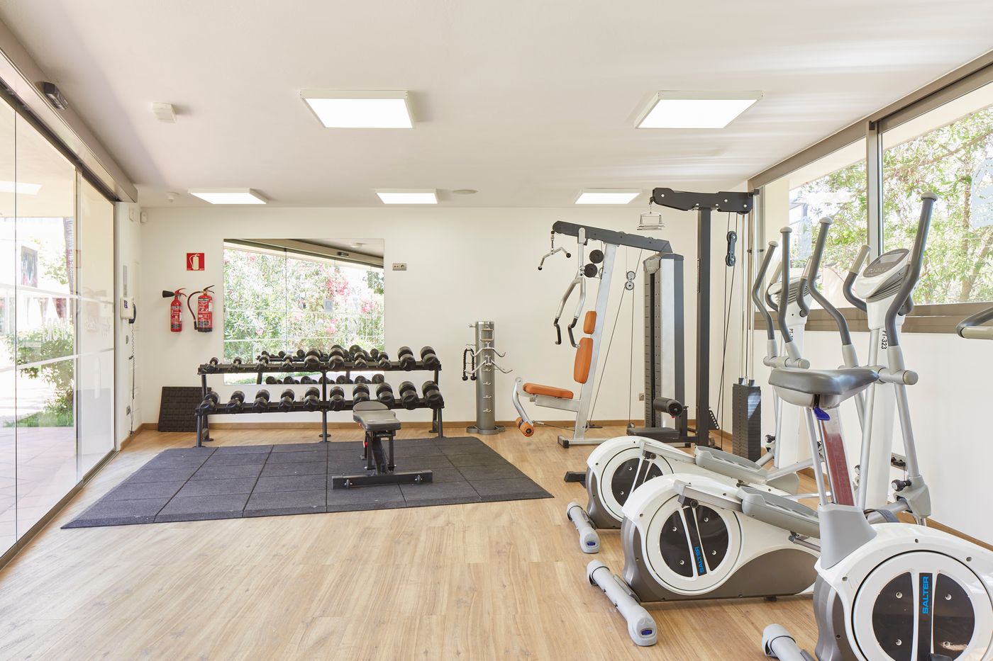 Invisa-Hotel-Es-Pla---Adults-Only-Sports-and-Entertainment-43