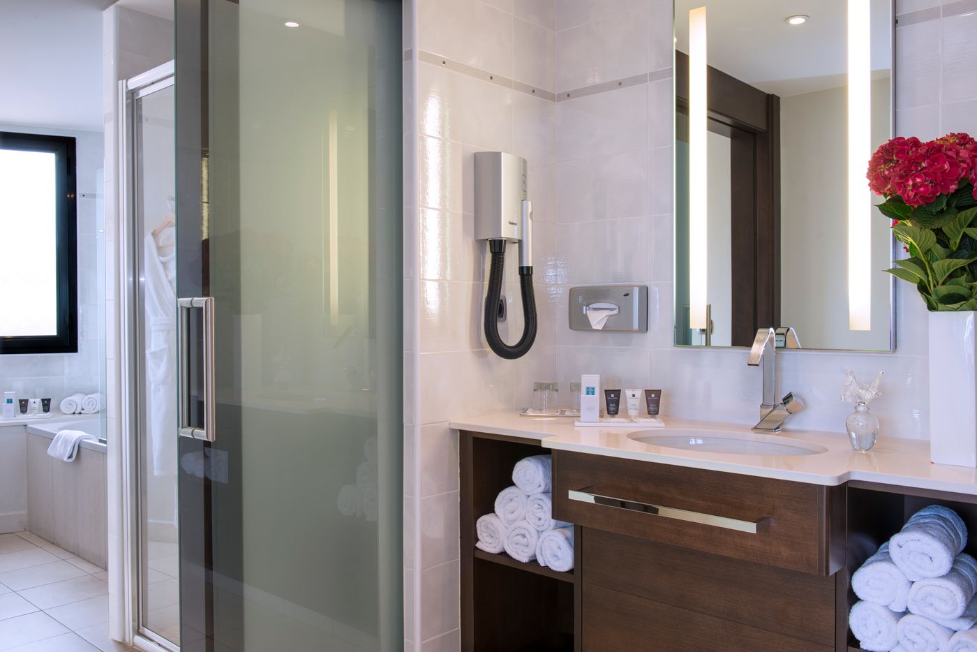 Aston-La-Scala-Room-44