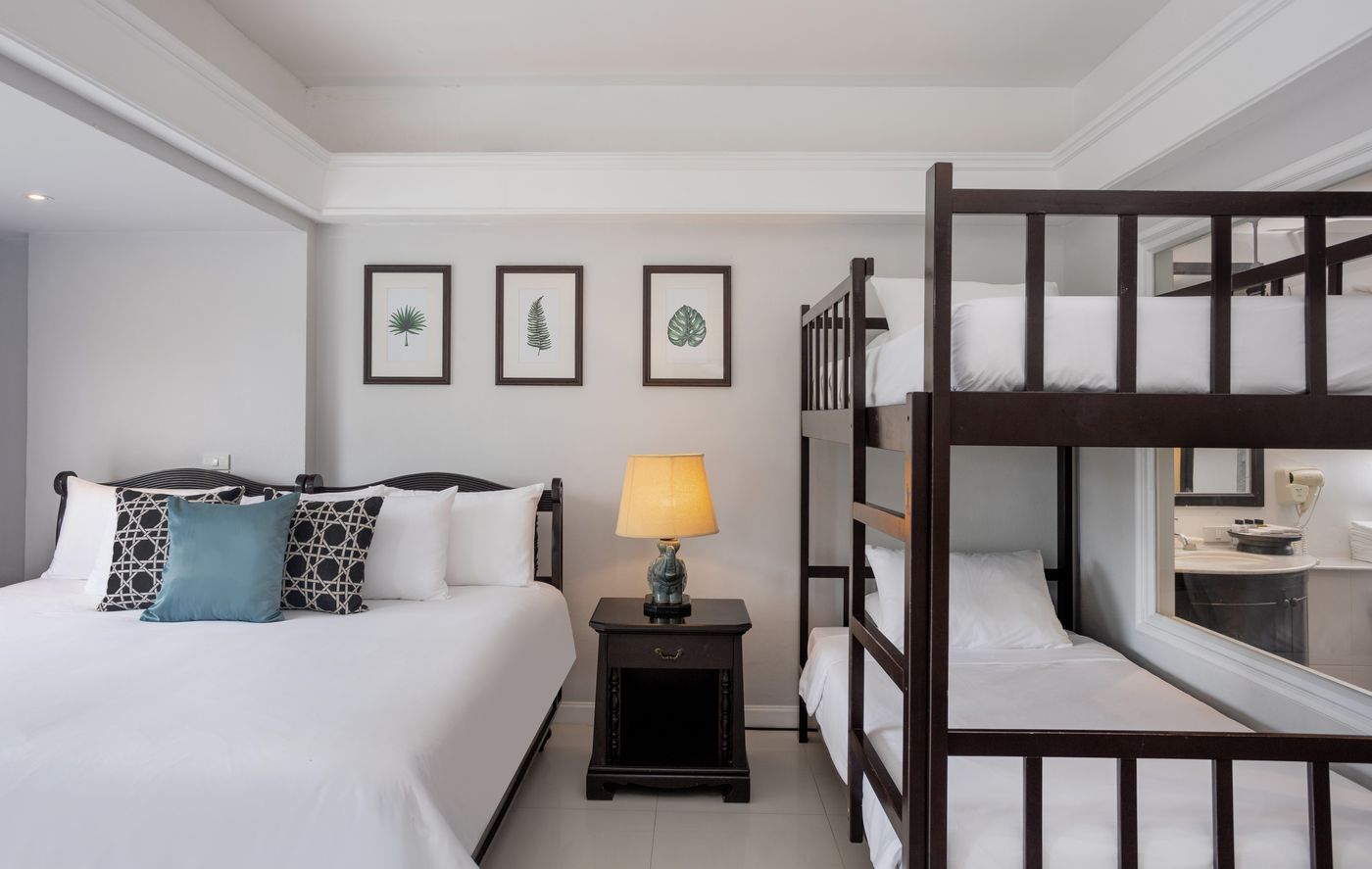 Thavorn-Palm-Beach-Resort-Room-40