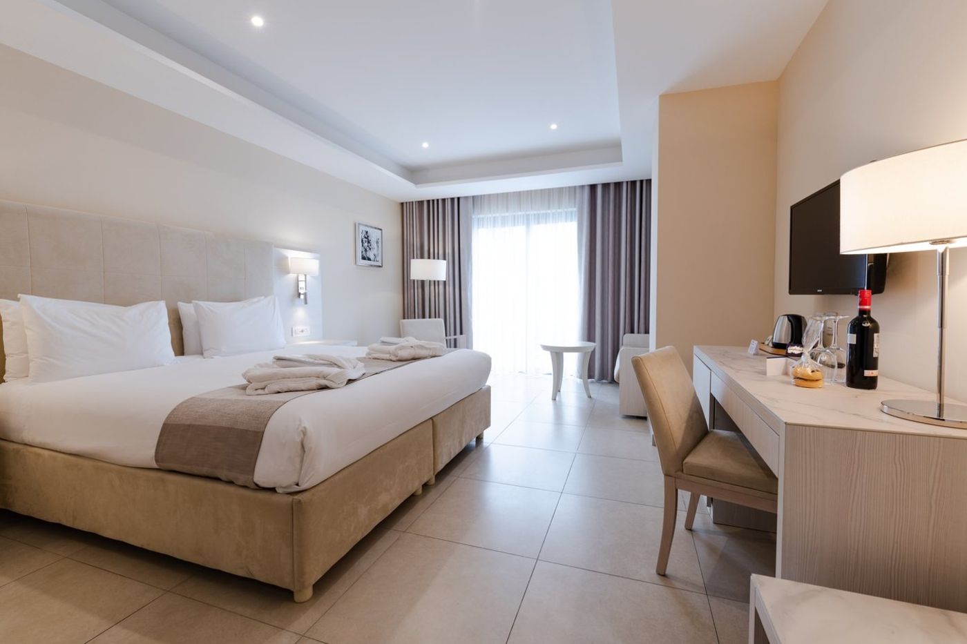 Maritim-Antonine-Hotel---Spa-Room-14