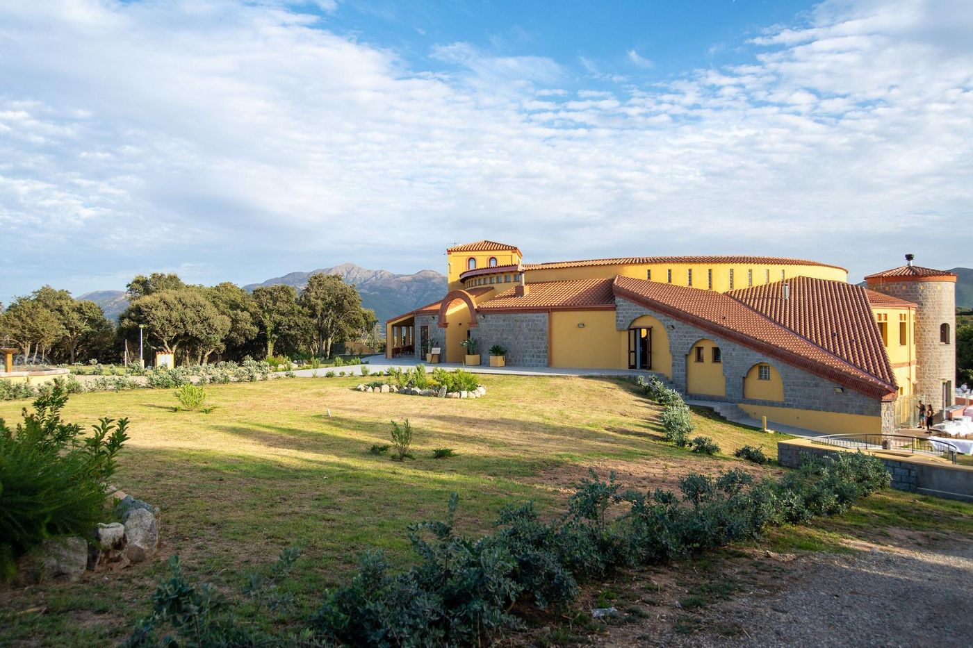 S'ena Hotel-Italy-Arbus SU-General view-5