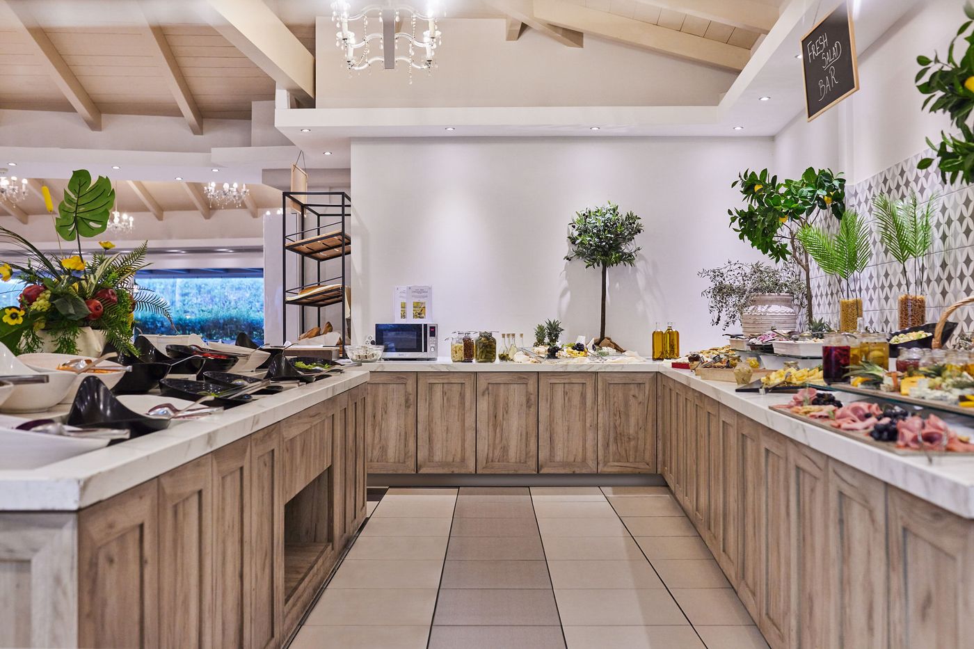 Tsilivi-Beach-Restaurant-46