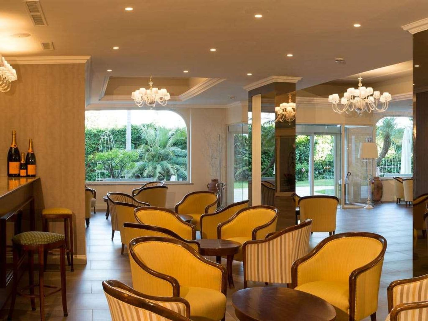 Hotel-Caparena---Wellness-Club-Bar-23