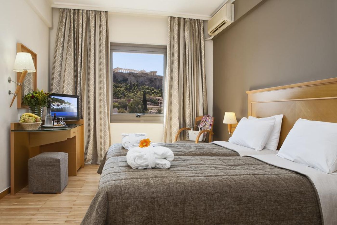 Plaka-Hotel-Room-2