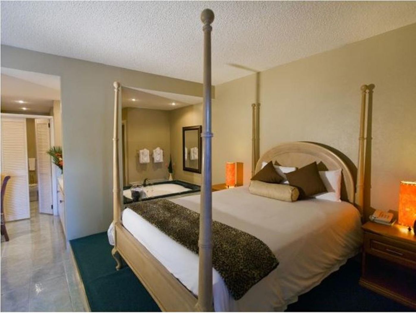 Harmony Suites - Adult Only 12+