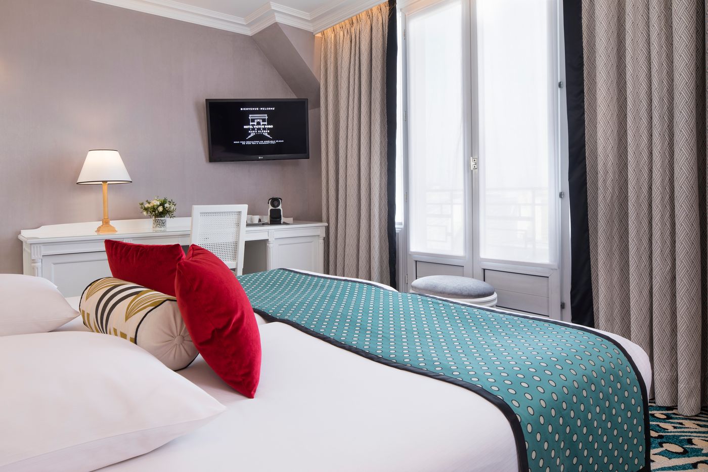 Hotel-Victor-Hugo-Paris-Kleber-Room-23