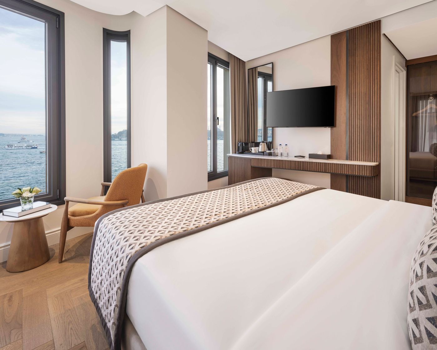 Dream-Inn-Karakoy-Bosphorus-General-view-15