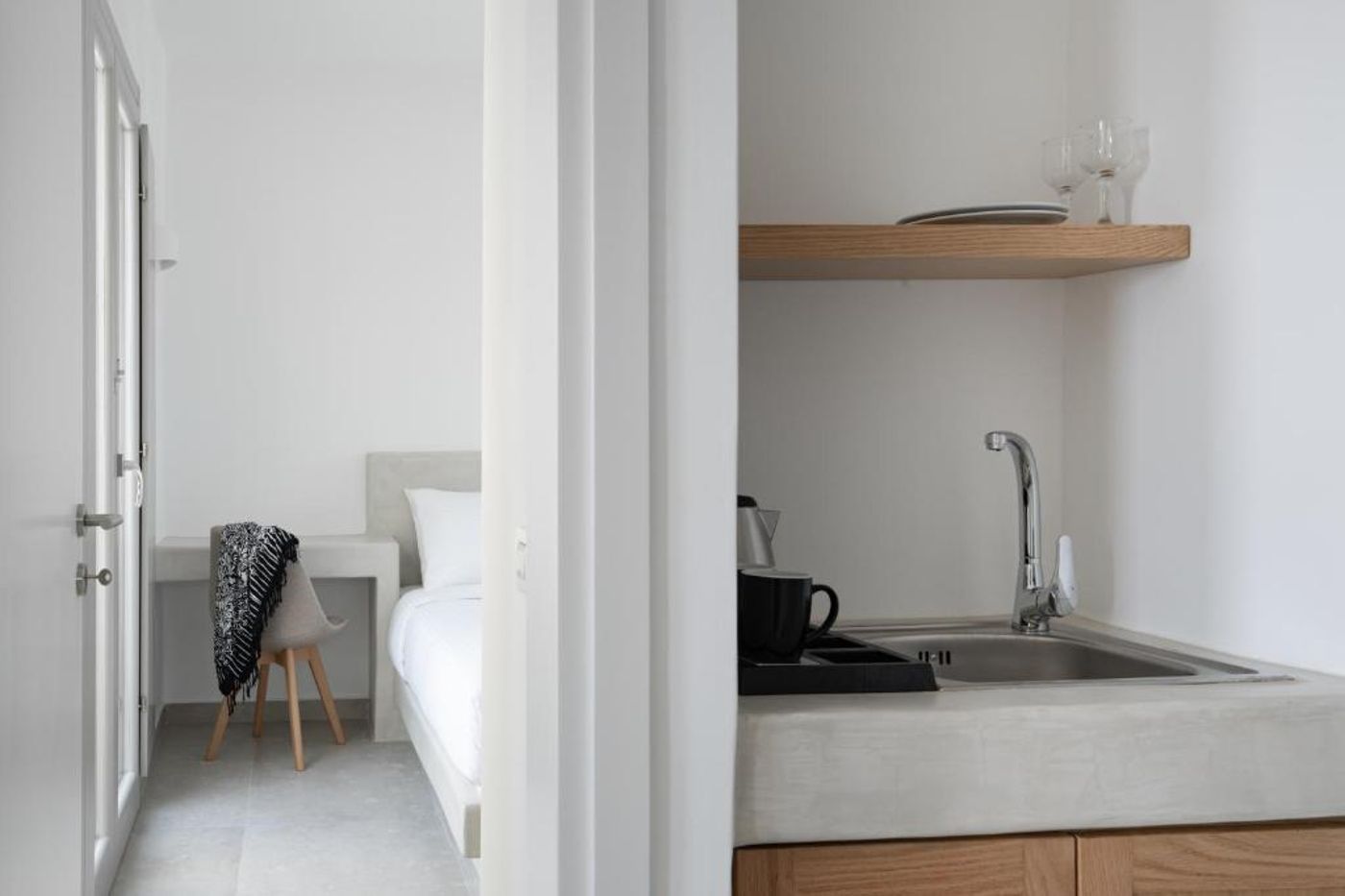 Alegria-By-Casa-Sigalas-Room-9