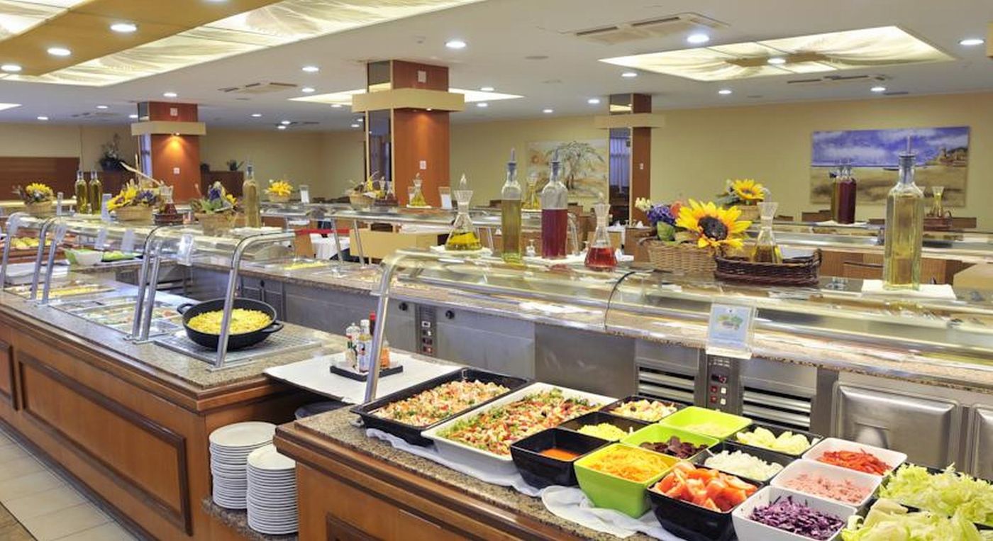 Oasis-Tossa-Restaurant-31