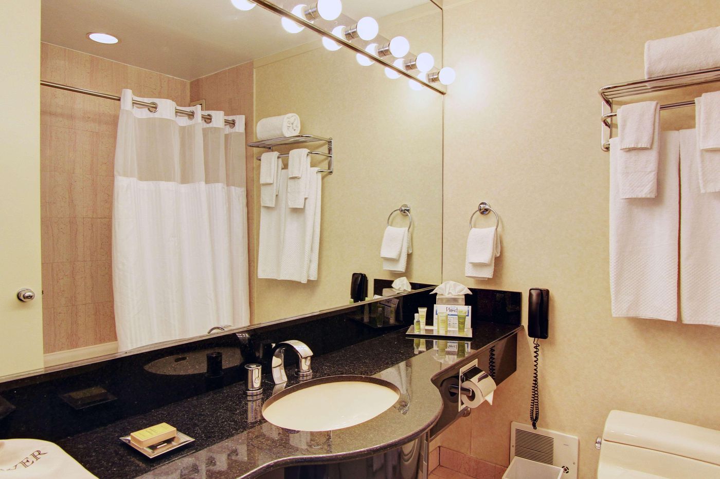 Millennium-Downtown-New-York-Room-35