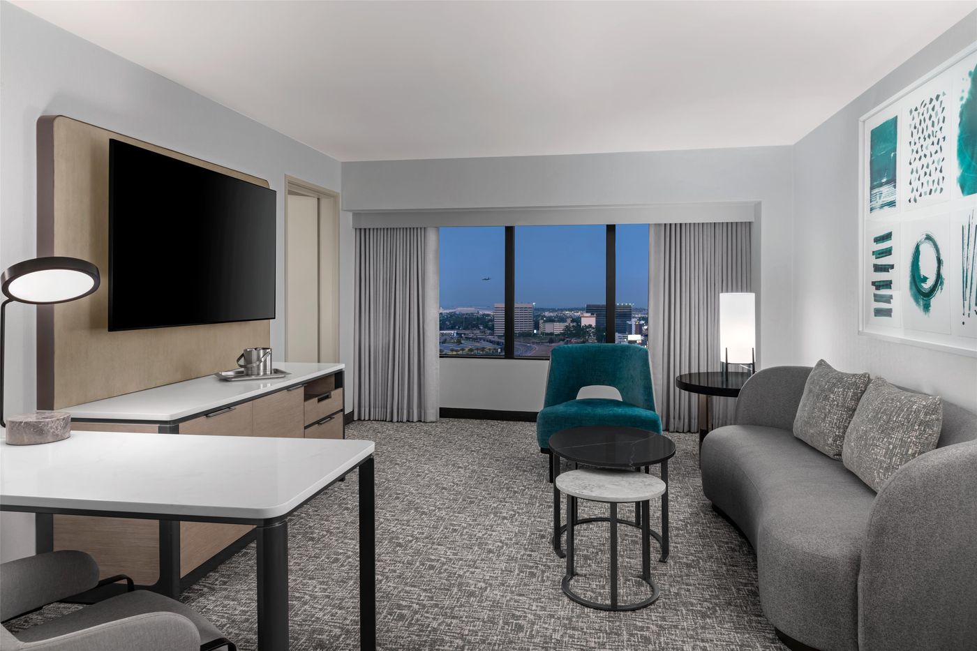 Hilton-Los-Angeles-Airport-Room-29