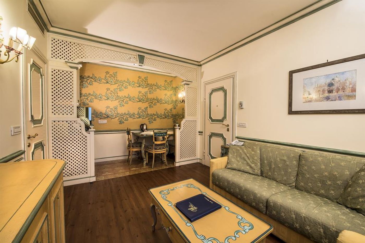 DB-Villas-Le-Ville-del-Lido-Resort-Lobby-15